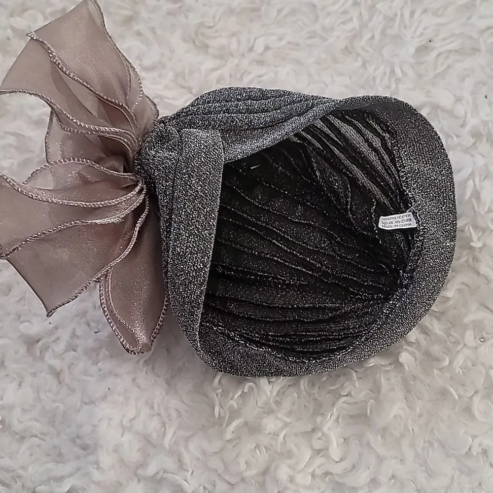 Silver Hat with Floral Design Sz One Size